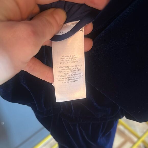 Ralph Lauren Blue velvet Jumpsuit with V-Neckline - Picture 7 of 8